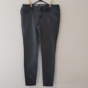 Black ankle denim leggings